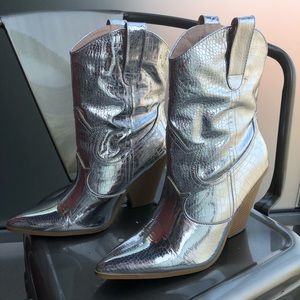 Cape Robbin Silver Ankle Western Boots
